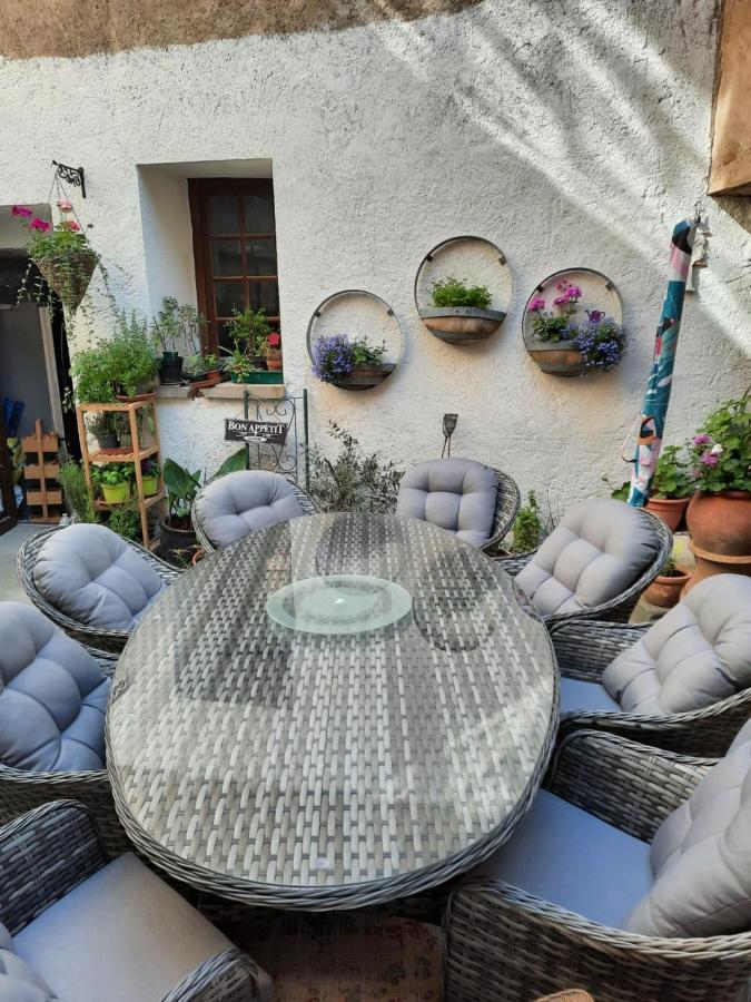 Maison Du Coquelicot Tourouzelle 外观 照片